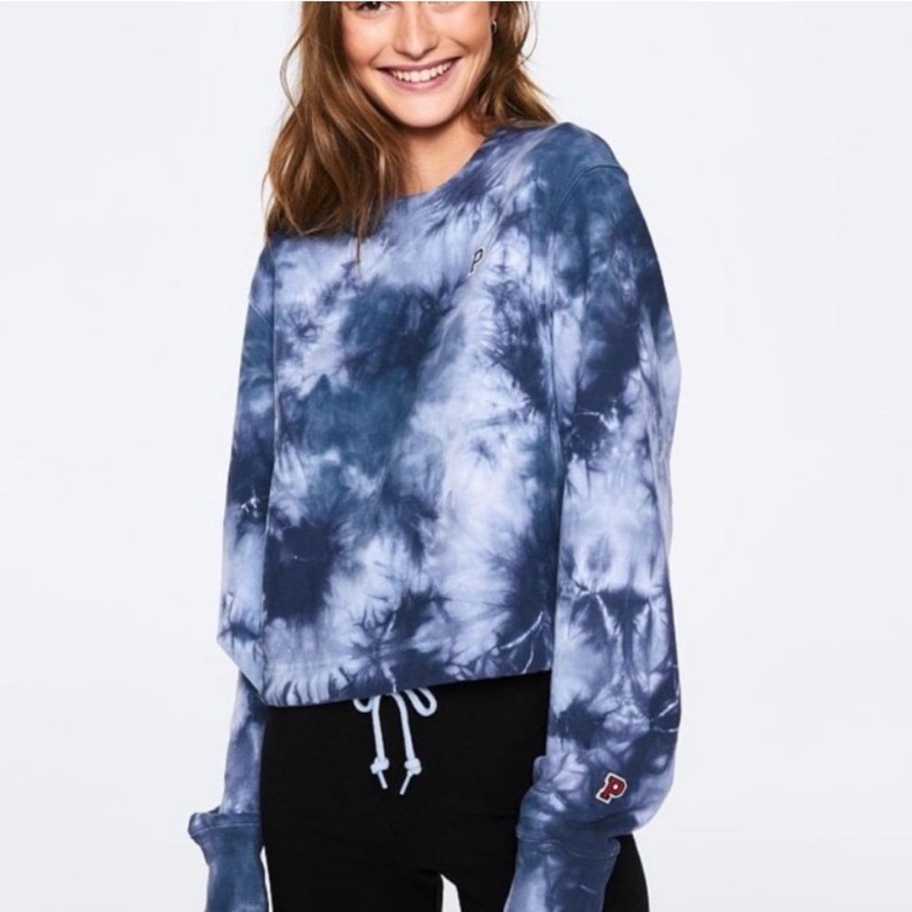 PINK Victoria's Secret Blue and White Crop Sweatshirt